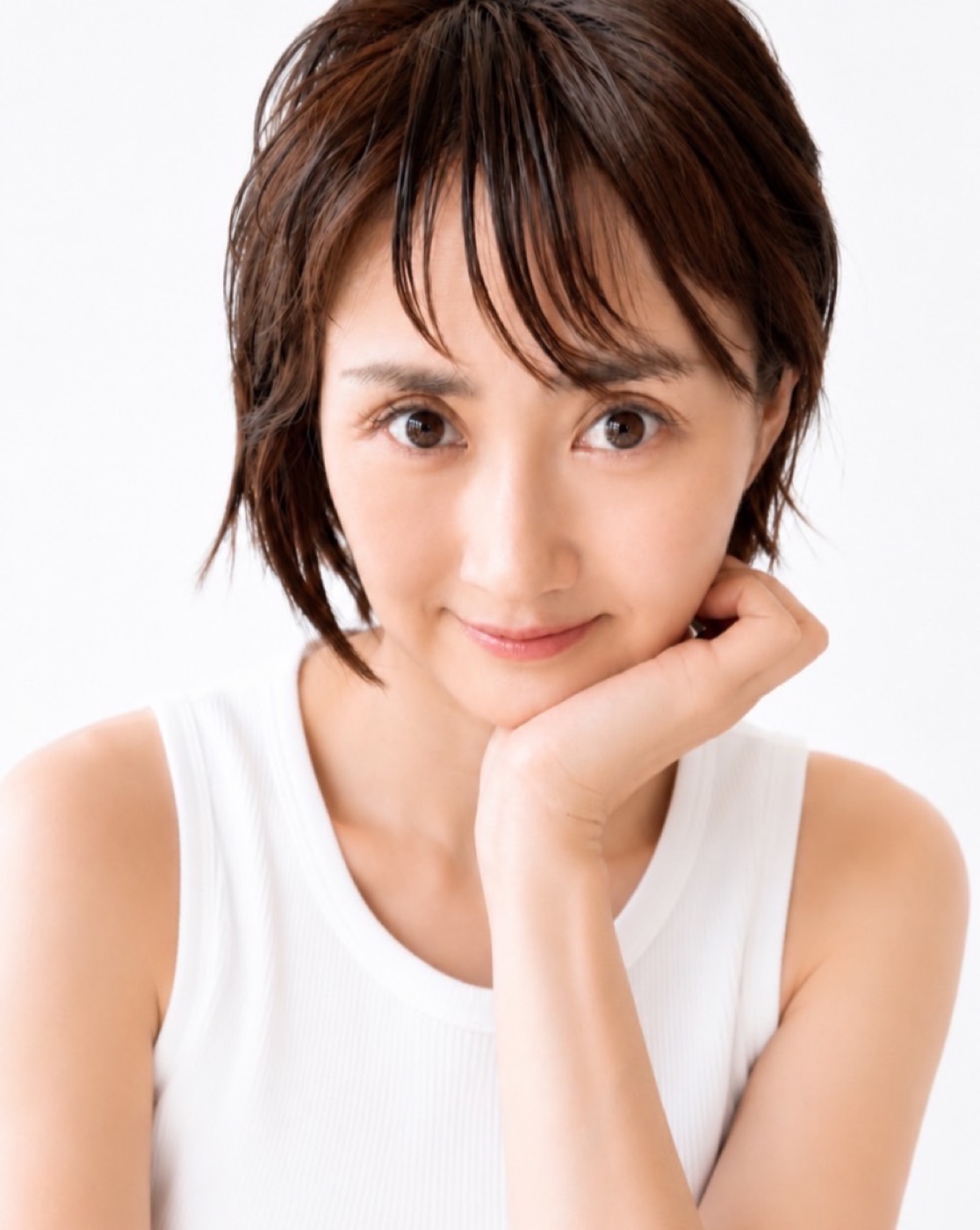 榎 弥生（YAYOI ENOKI）ポートレート